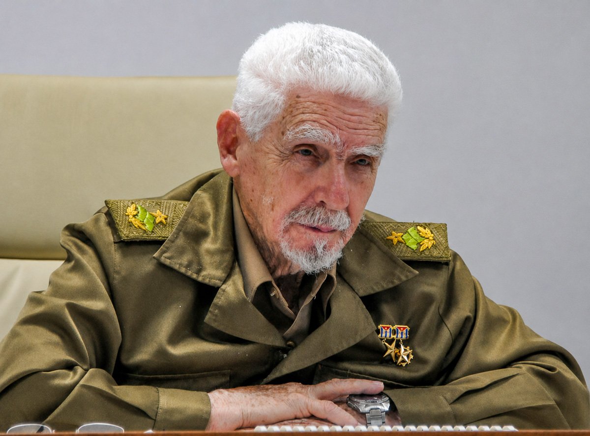 Muere Ramiro Valdés, el arquitecto de la Seguridad del Estado que Cuba despide entre apagones